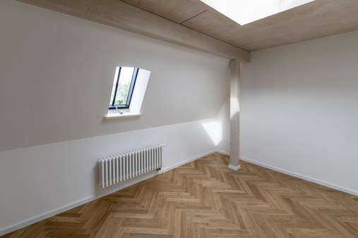 Beispielzimmer im DG Beispielzimmer im DG - Dachgeschosswohnung in 06108 Halle mit 142m² kaufen
