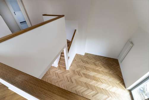 Blick in den Wohnbereich der WE12 Blick in den Wohnbereich der WE12 - Dachgeschosswohnung in 06108 Halle mit 142m² kaufen