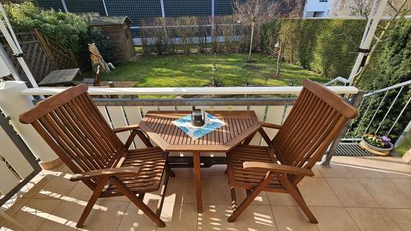 gemütlicher Sitzplatz - Erdgeschosswohnung in 06120 Halle mit 100m² kaufen