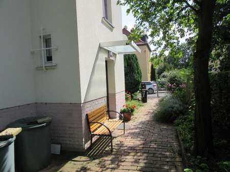 Hauseingang - Zweifamilienhaus in 06118 Halle mit 145m² kaufen