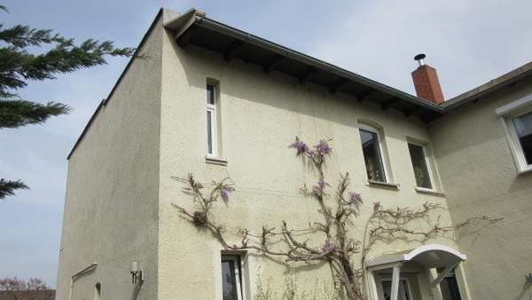 Hausansicht - Einfamilienhaus in 06116 Halle mit 170m² kaufen