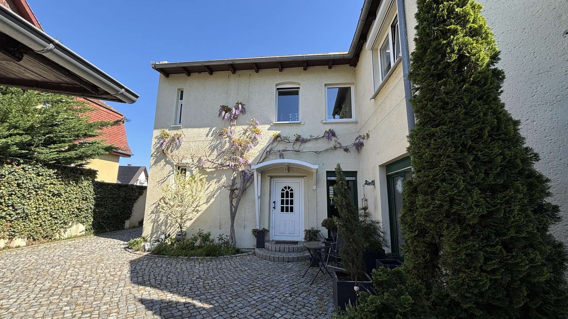 Hausansicht - Einfamilienhaus in 06116 Halle mit 170m² kaufen