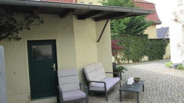 Innenhof / Zugang Garage - Einfamilienhaus in 06116 Halle mit 170m² kaufen