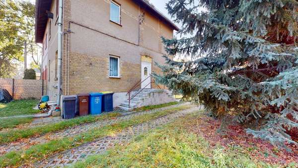 Hauseingang - Doppelhaushälfte in 06217 Merseburg mit 148m² kaufen
