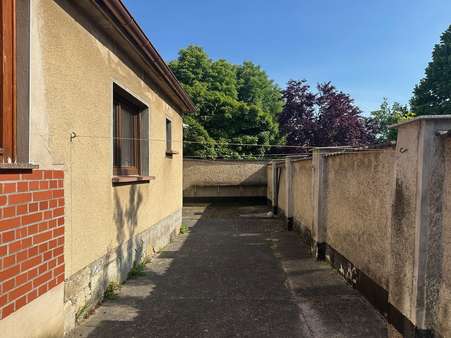 Hof  - Einfamilienhaus in 06268 Nemsdorf-Göhrendorf mit 120m² kaufen