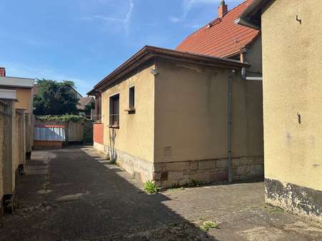 Hof   - Einfamilienhaus in 06268 Nemsdorf-Göhrendorf mit 120m² kaufen