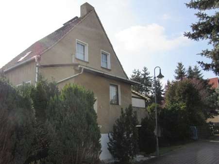 Hausansicht - Einfamilienhaus in 06188 Landsberg mit 120m² kaufen