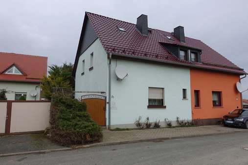Doppelhaushälfte - Straßenansicht - Doppelhaushälfte in 06268 Schmon mit 95m² kaufen