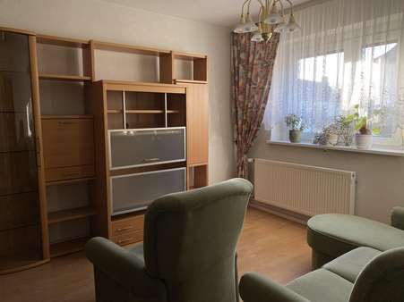 Wohnzimmer  - Reihenmittelhaus in 06128 Halle mit 110m² kaufen