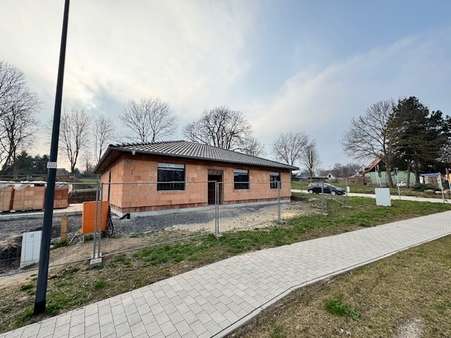 IMG_2397 - Bungalow in 06295 Lutherstadt Eisleben mit 138m² kaufen