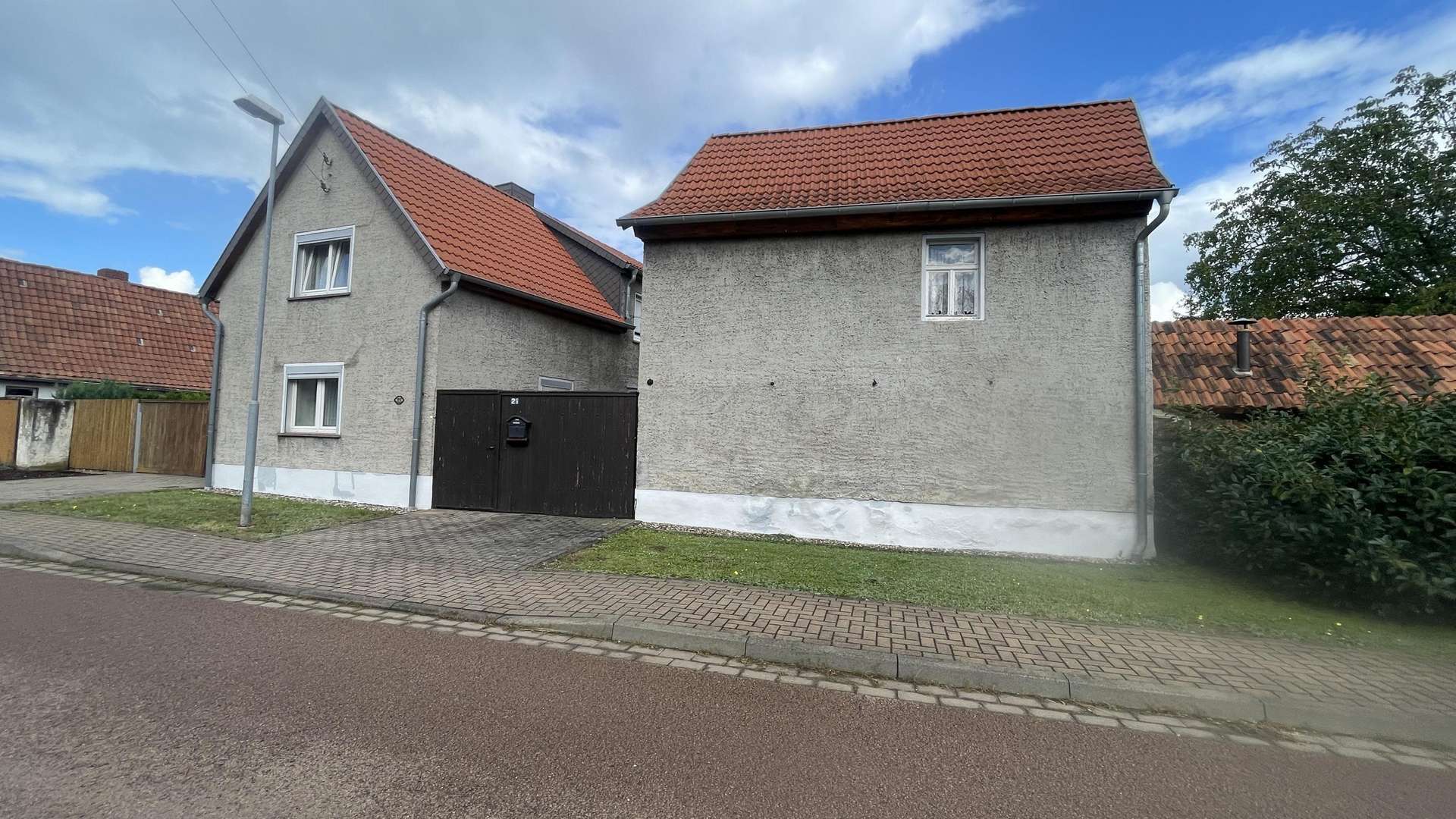 Ansicht straßenseitig - Einfamilienhaus in 06526 Sangerhausen mit 126m² kaufen
