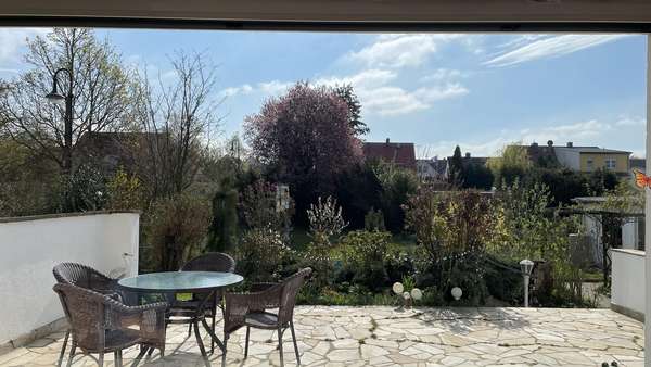 Terrasse - Einfamilienhaus in 06406 Bernburg mit 110m² kaufen