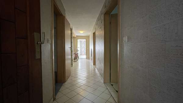 Flur - Bungalow in 06449 Aschersleben mit 100m² kaufen