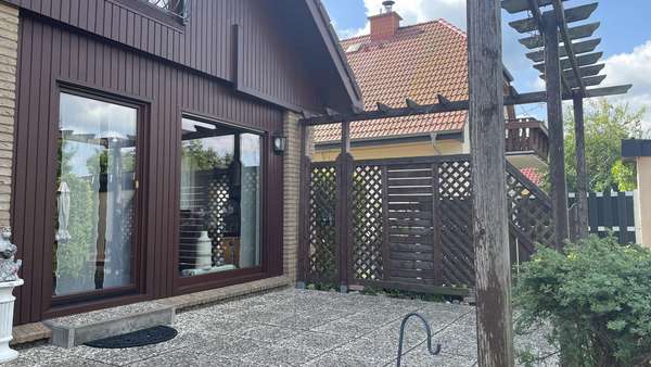 Terrasse Terrasse - Einfamilienhaus in 06420 Könnern mit 120m² kaufen