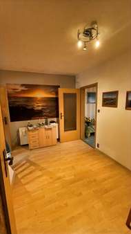 Diele im EG - Reihenendhaus in 06406 Bernburg mit 100m² kaufen