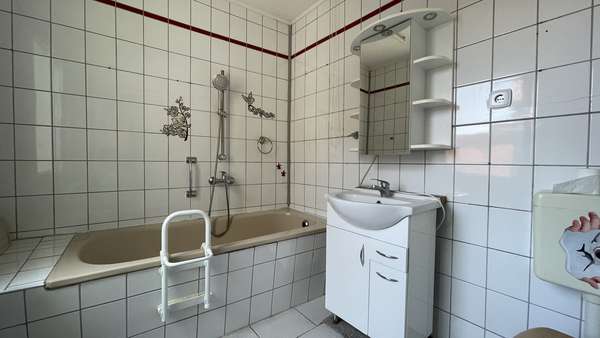 WE im OG Bad WE im OG Bad - Sonstige in 39444 Hecklingen mit 58m² kaufen