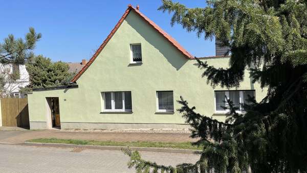 Einfamilienhaus in 06420 Könnern mit 107m² kaufen
