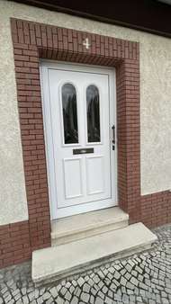 Hauseingang Hauseingang - Einfamilienhaus in 06406 Bernburg mit 100m² kaufen