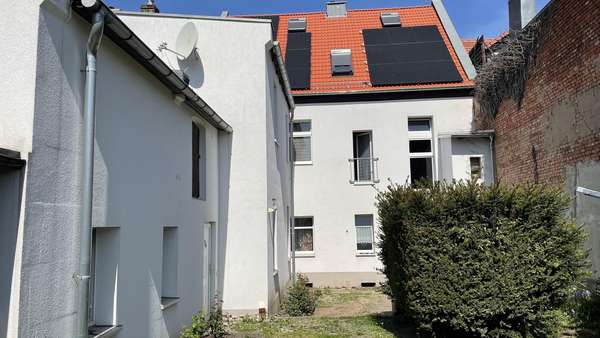 Mehrfamilienhaus in 06406 Bernburg mit 293m² als Kapitalanlage kaufen