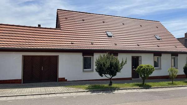 null - Einfamilienhaus in 06449 Giersleben mit 85m² kaufen