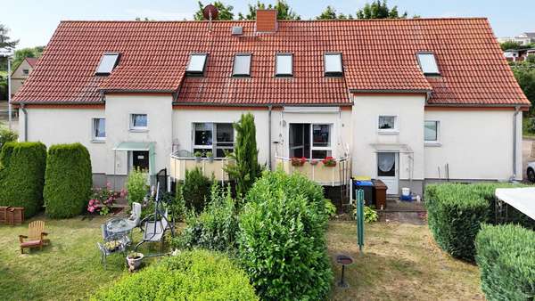 Rückansicht Rückansicht - Zweifamilienhaus in 39444 Hecklingen mit 201m² kaufen