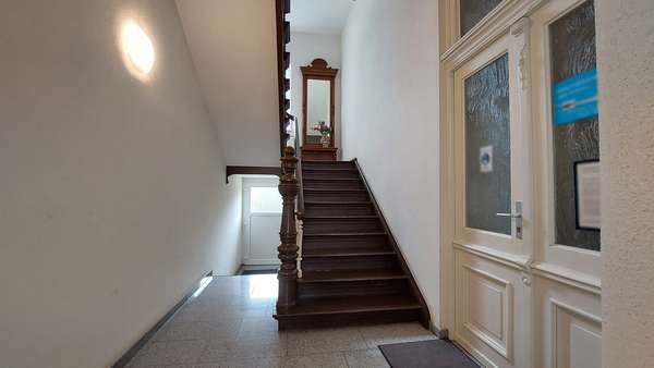 Treppenhaus Treppenhaus - Dachgeschosswohnung in 06449 Aschersleben mit 115m² kaufen