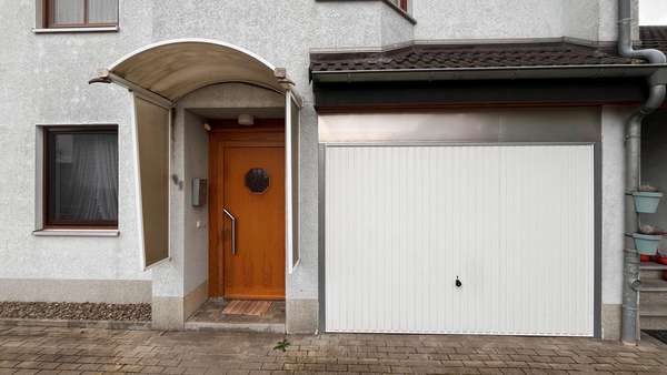 Eingang Wohnung Eingang Wohnung - Erdgeschosswohnung in 39444 Hecklingen mit 66m² kaufen