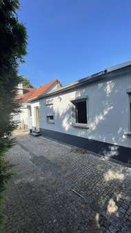 Anbau Anbau - Doppelhaushälfte in 06406 Bernburg mit 110m² kaufen