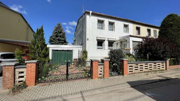 Vorderansicht Vorderansicht - Reihenendhaus in 39418 Staßfurt mit 113m² kaufen