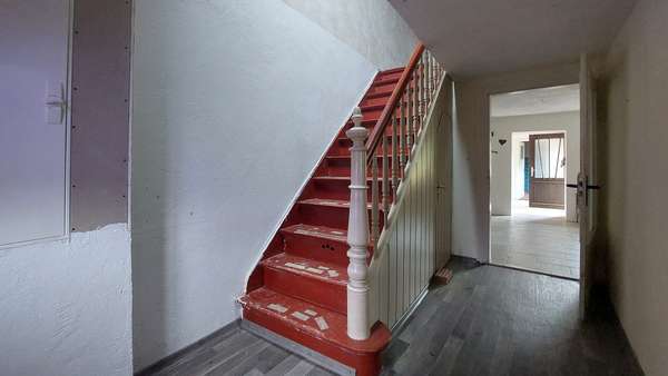 Flur im EG - Reihenendhaus in 06467 Hoym mit 90m² kaufen