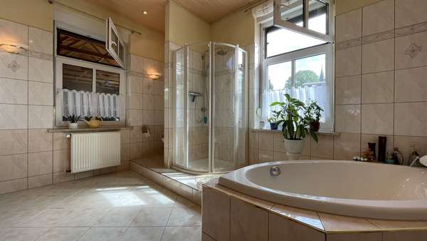 Bad im EG - Einfamilienhaus in 06449 Aschersleben mit 116m² kaufen
