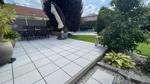 Terrasse Terrasse - Einfamilienhaus in 39218 Schönebeck mit 115m² kaufen