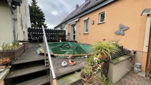 Ansicht Terrasse/Pool Ansicht Terrasse/Pool - Doppelhaushälfte in 39439 Güsten mit 114m² kaufen