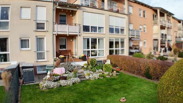 Rückansicht Rückansicht - Etagenwohnung in 39444 Hecklingen mit 107m² kaufen