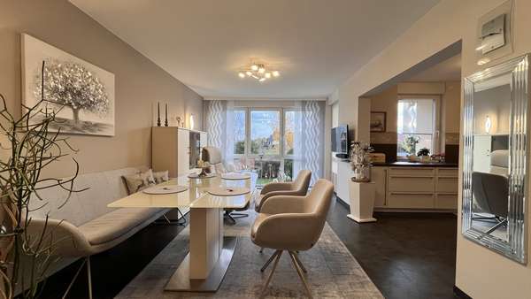 Wohnraum EG Wohnraum EG - Etagenwohnung in 39444 Hecklingen mit 107m² kaufen