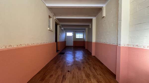 Eingangsbereich Eingangsbereich - Einfamilienhaus in 39444 Hecklingen mit 120m² kaufen