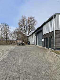 Werkstatt in 06406 Bernburg mit 1000m² kaufen
