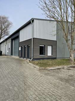 Werkstatt in 06406 Bernburg mit 1000m² kaufen