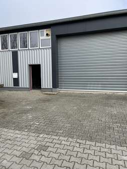Werkstatt in 06406 Bernburg mit 1000m² kaufen