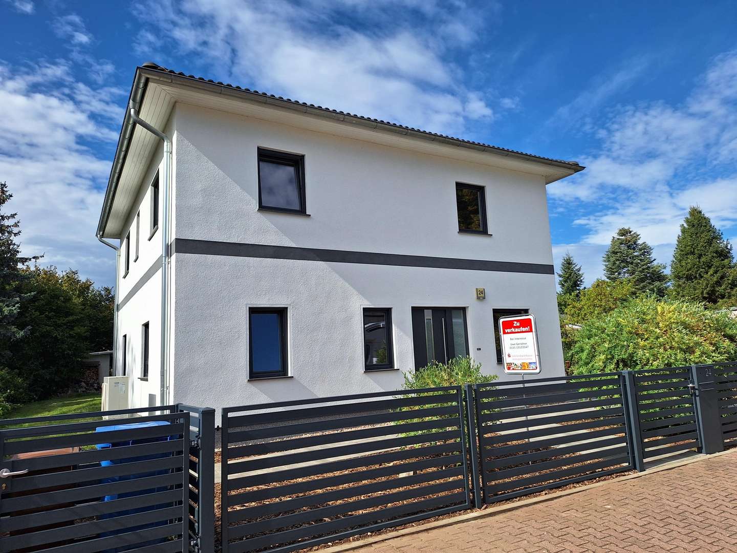 Straßenansicht - Einfamilienhaus in 39218 Schönebeck mit 160m² kaufen
