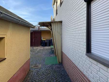Zugang Grundstück - Einfamilienhaus in 06449 Aschersleben mit 80m² kaufen