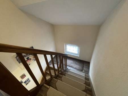 Treppenaufgang - Doppelhaushälfte in 39444 Hecklingen mit 101m² kaufen