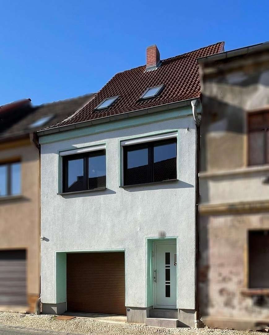 Vorderansicht - Reihenmittelhaus in 06449 Aschersleben mit 100m² kaufen