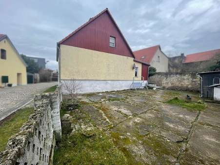 Hofansicht - Einfamilienhaus in 39435 Borne mit 118m² kaufen