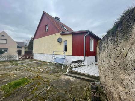 Hofansicht - Einfamilienhaus in 39435 Borne mit 118m² kaufen