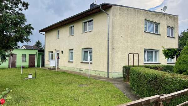 Mehrfamilienhaus in 06868 Coswig mit 240m² kaufen