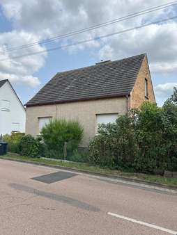 Haus Front 1 - Einfamilienhaus in 06886 Lutherstadt Wittenberg mit 70m² kaufen