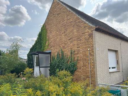 Haus Seite - Einfamilienhaus in 06886 Lutherstadt Wittenberg mit 70m² kaufen