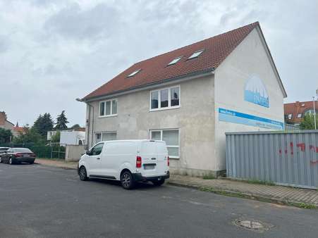 Haus Straßenseite - Büro in 06844 Dessau-Roßlau mit 297m² kaufen