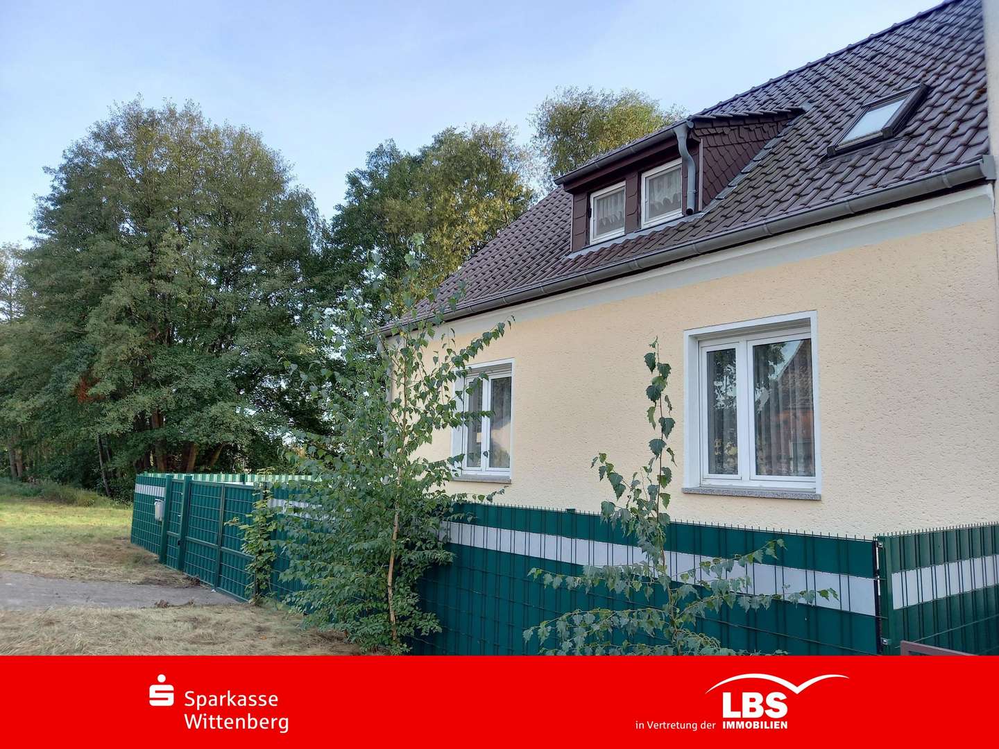 Vorderansicht - Doppelhaushälfte in 06886 Lutherstadt Wittenberg mit 74m² kaufen